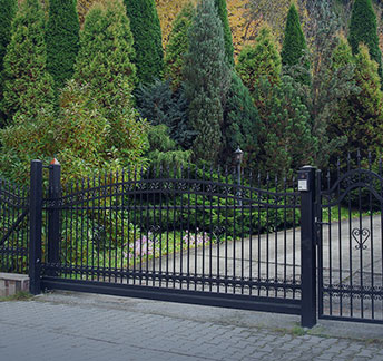 driveway gates installation